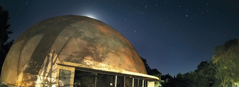 Imagen del Domo y Terraza del Planetario